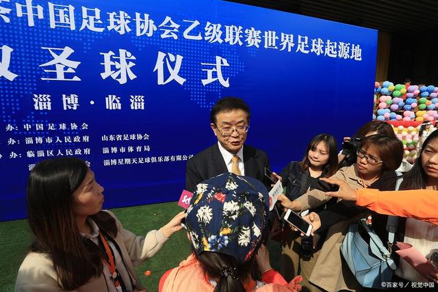 5年2.41亿&4年1.78亿！湖记：里夫斯想要顶薪 不确定他是否会降薪